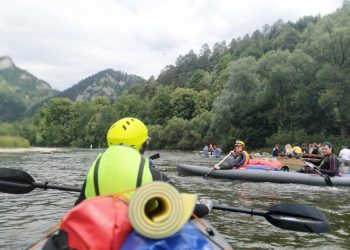 туристы валацугі