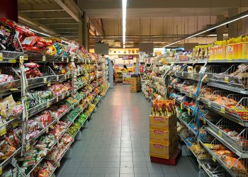 как будут работать магазины в Польше на майские выходные