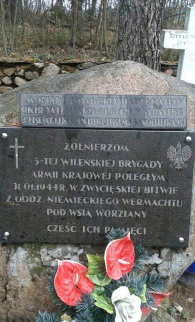 Лукашэнка знішчае польскія могілкі