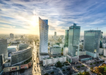 куда переехать в Польшу