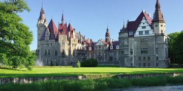 Мошненский замок Польши