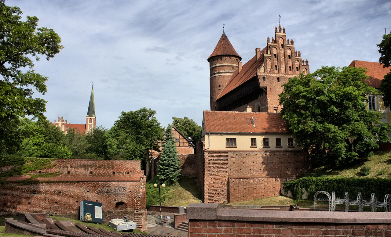 крепости в Польше