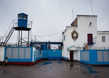 «Всё, хлопцы, я — в гарем». Как в беларусских колониях сотрудники переводят заключённых в низкий статус