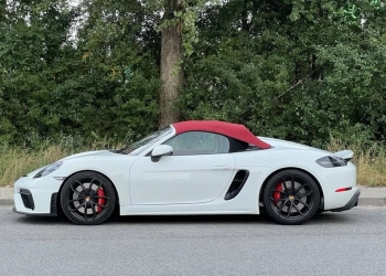 угнали Porsche