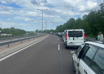 очередь на выезде из Польши