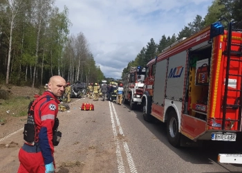 вёз мигрантов от Беларуси в багажнике