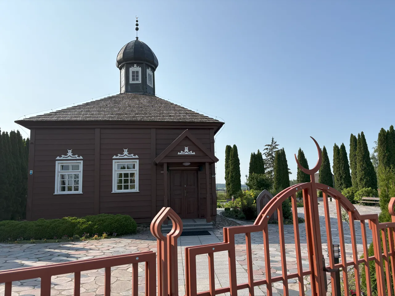 Мечеть в Бохониках