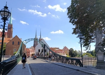 Остров Тумский