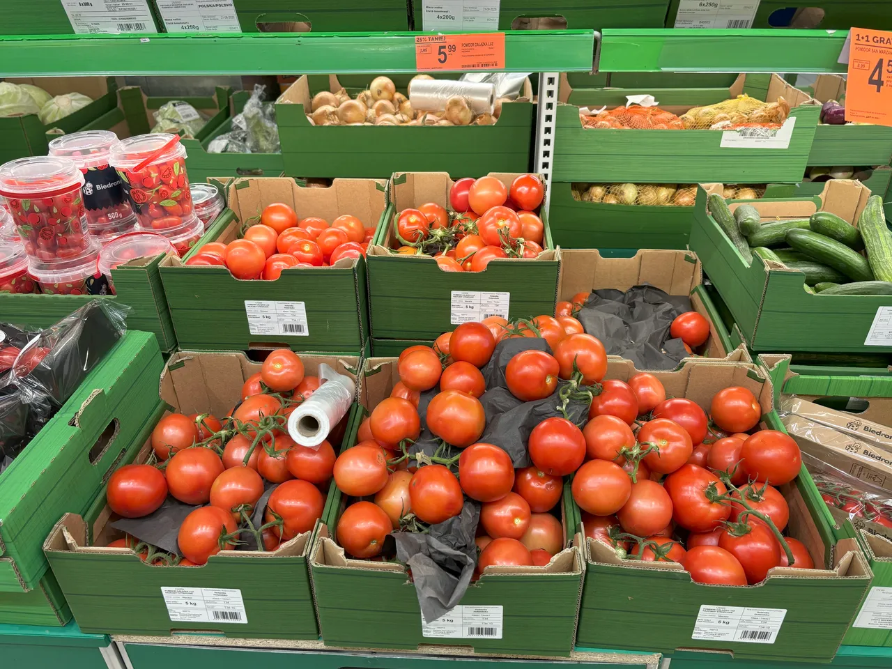 Помидоры в Biedronka