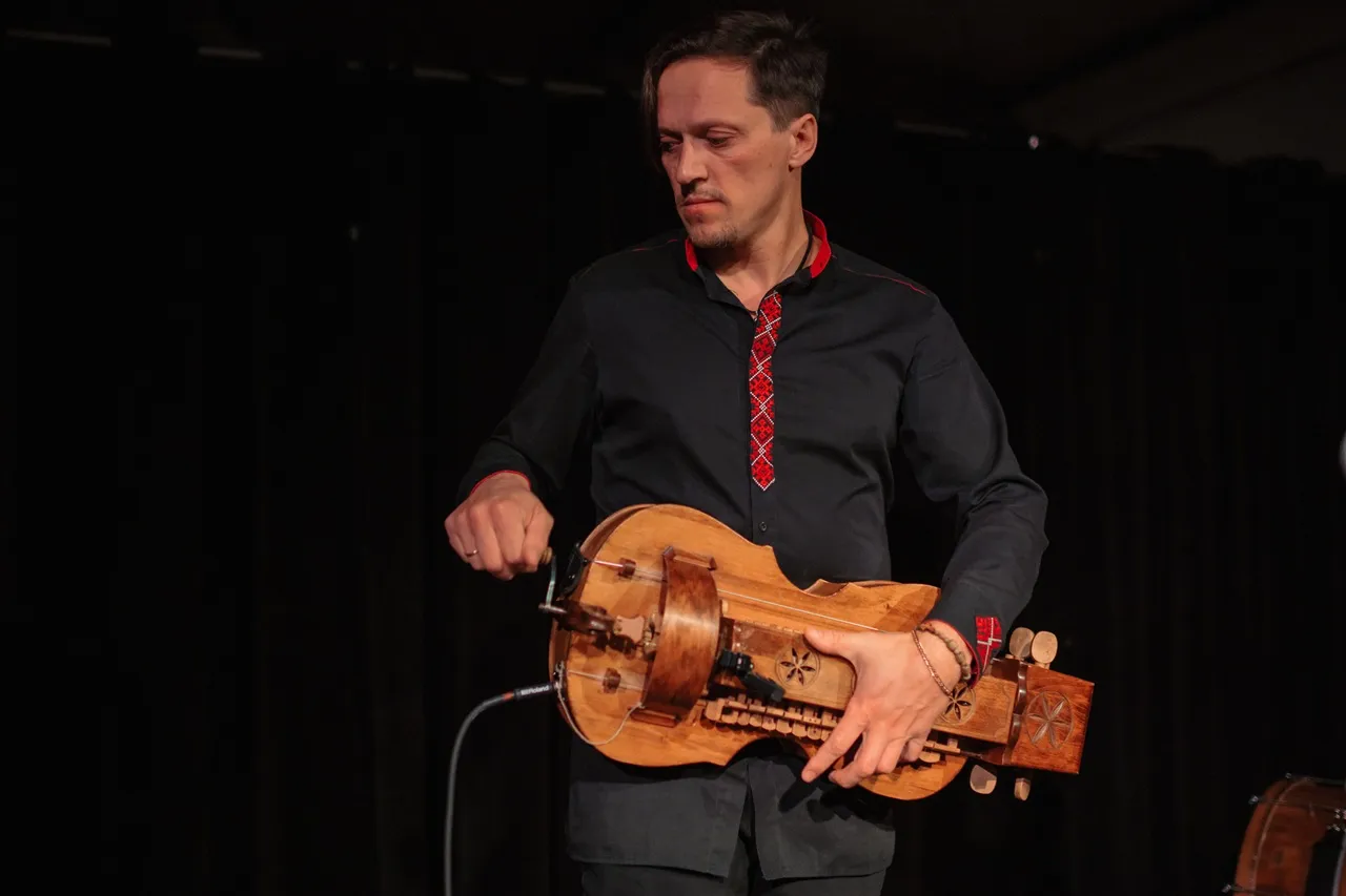 Сяржук Доўгушаў