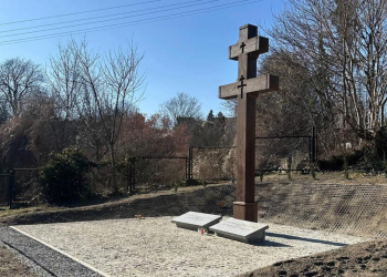 У Гданьску ўсталявалі Крыж у гонар змагароў за вольную Беларусь. Адкрыццё прымеркавалі да Дня Волі