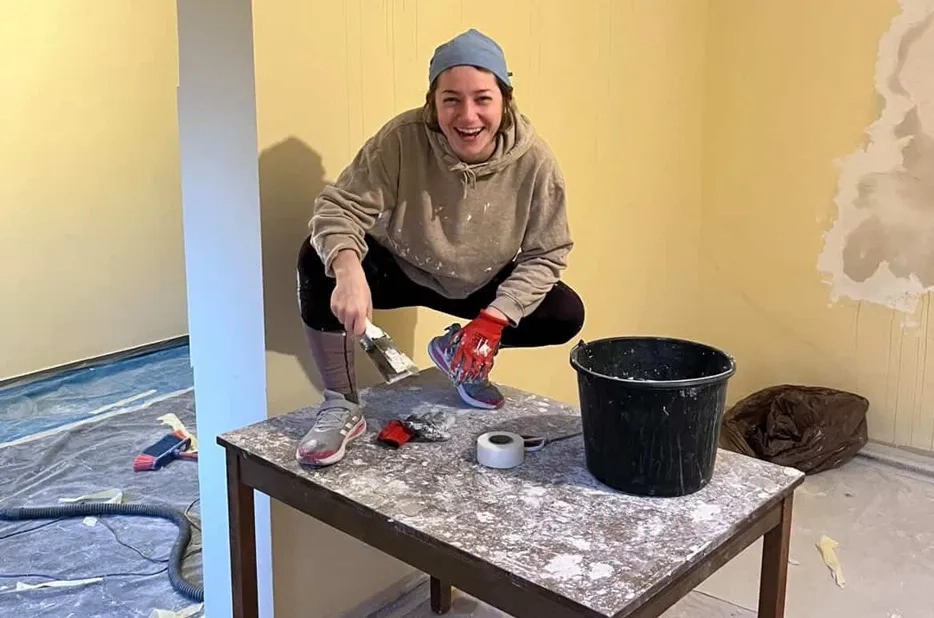 «Топим углем с октября по апрель». Беларусы купили дом в польской деревне и сравнили стоимость жизни с городской