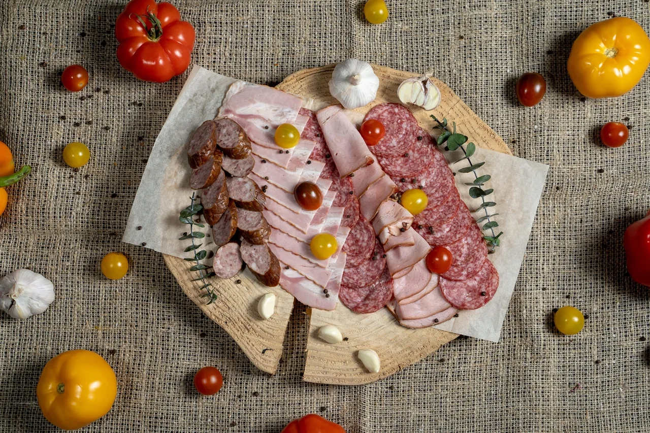 «Ну не могу я без шматка сала». Какие продукты беларусы ввозят в Польшу, несмотря на запреты и штрафы